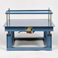 Vibrating Table 800 x 800mm for 4 cube moulds, 240V