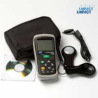 Digital Light Meter reading in Lux or Foot-candles