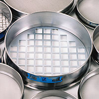 14.0mm x 250mm perforated mild steel plate sieve to ISO 3310